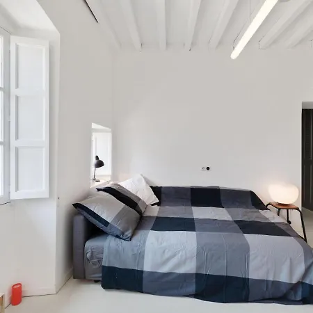 Apartment In Next To The Centre Avignon